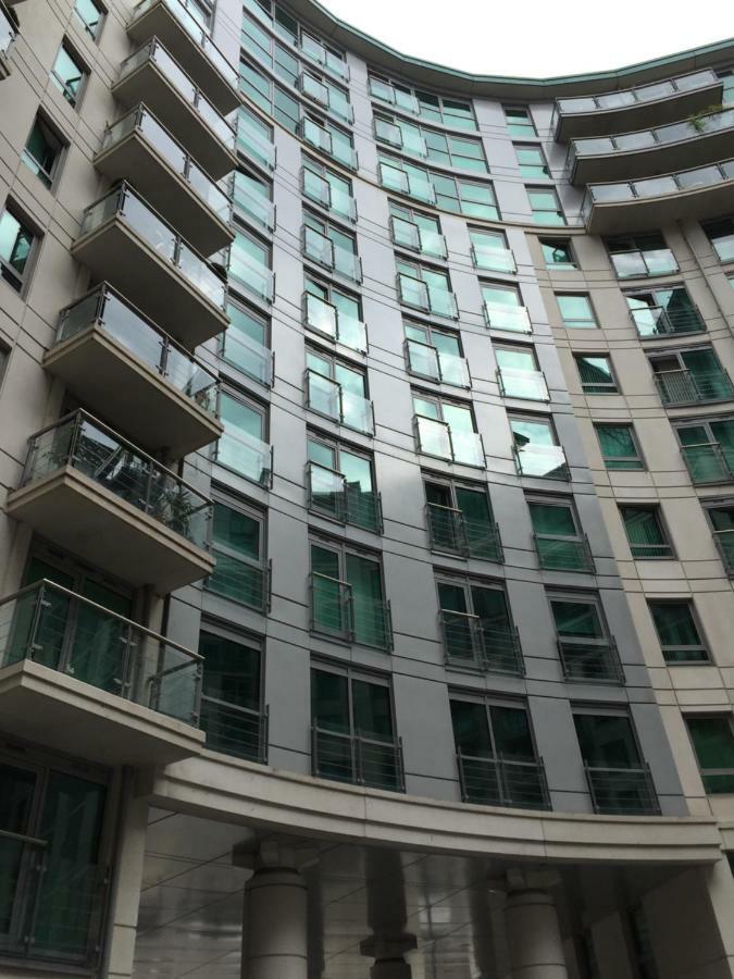 Aquarius At St. George Wharf Apartment London Exterior photo